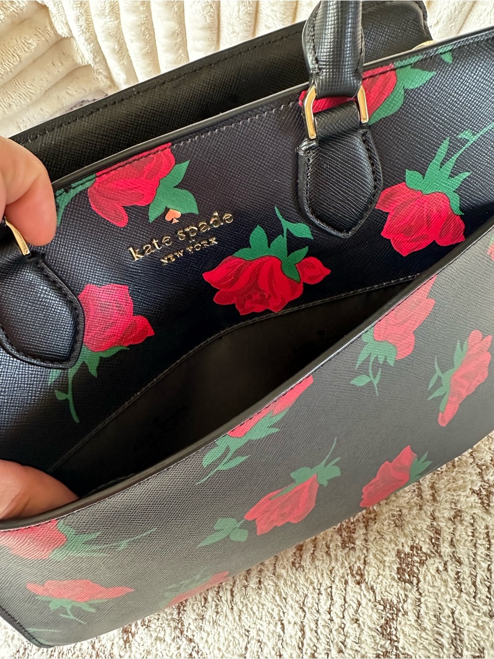 Kate Spade New York satchel stunning black leather bold red rose print EUC - Picture 5 of 17